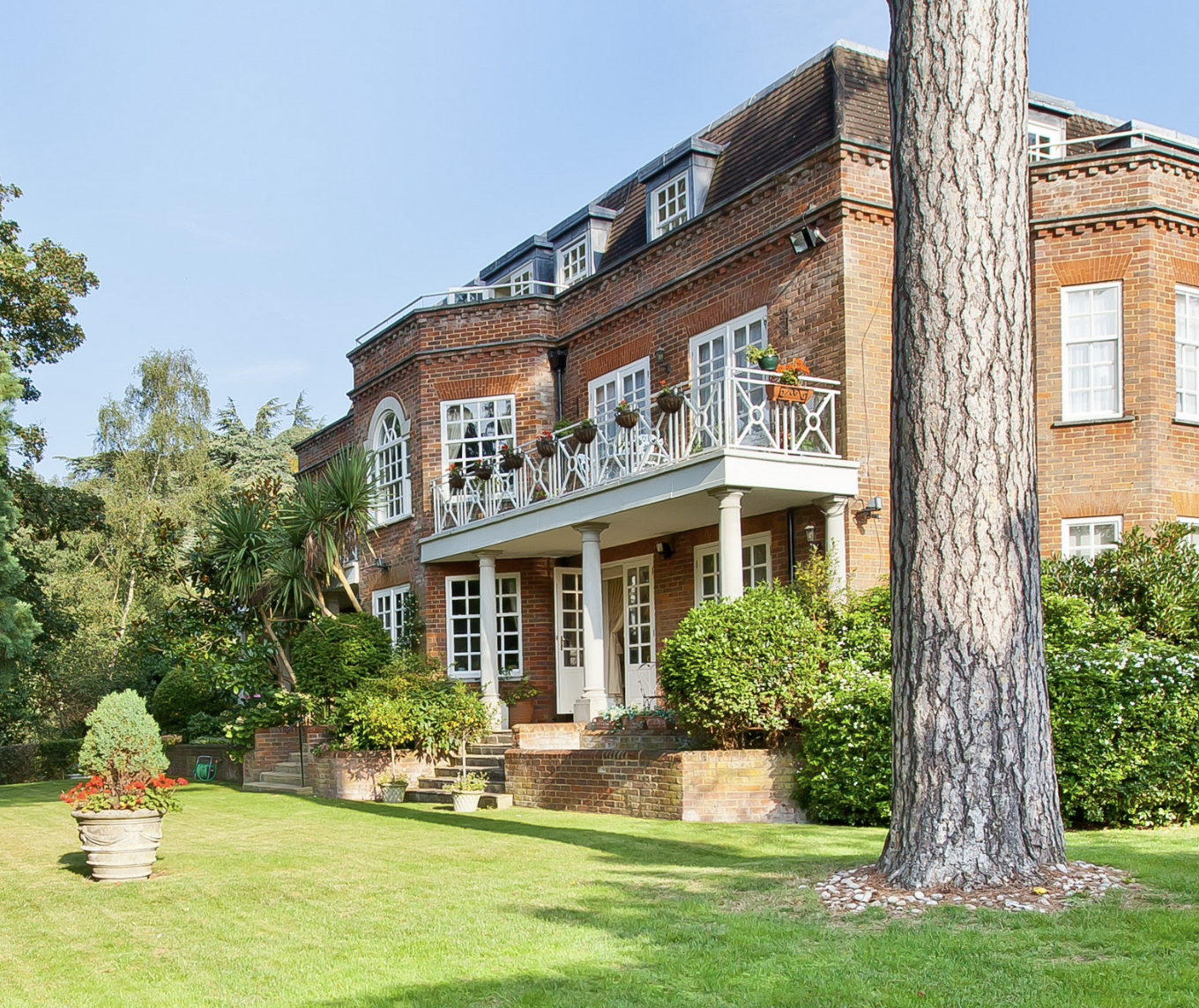 A beautiful brick-fronted Georgian house in Surrey
